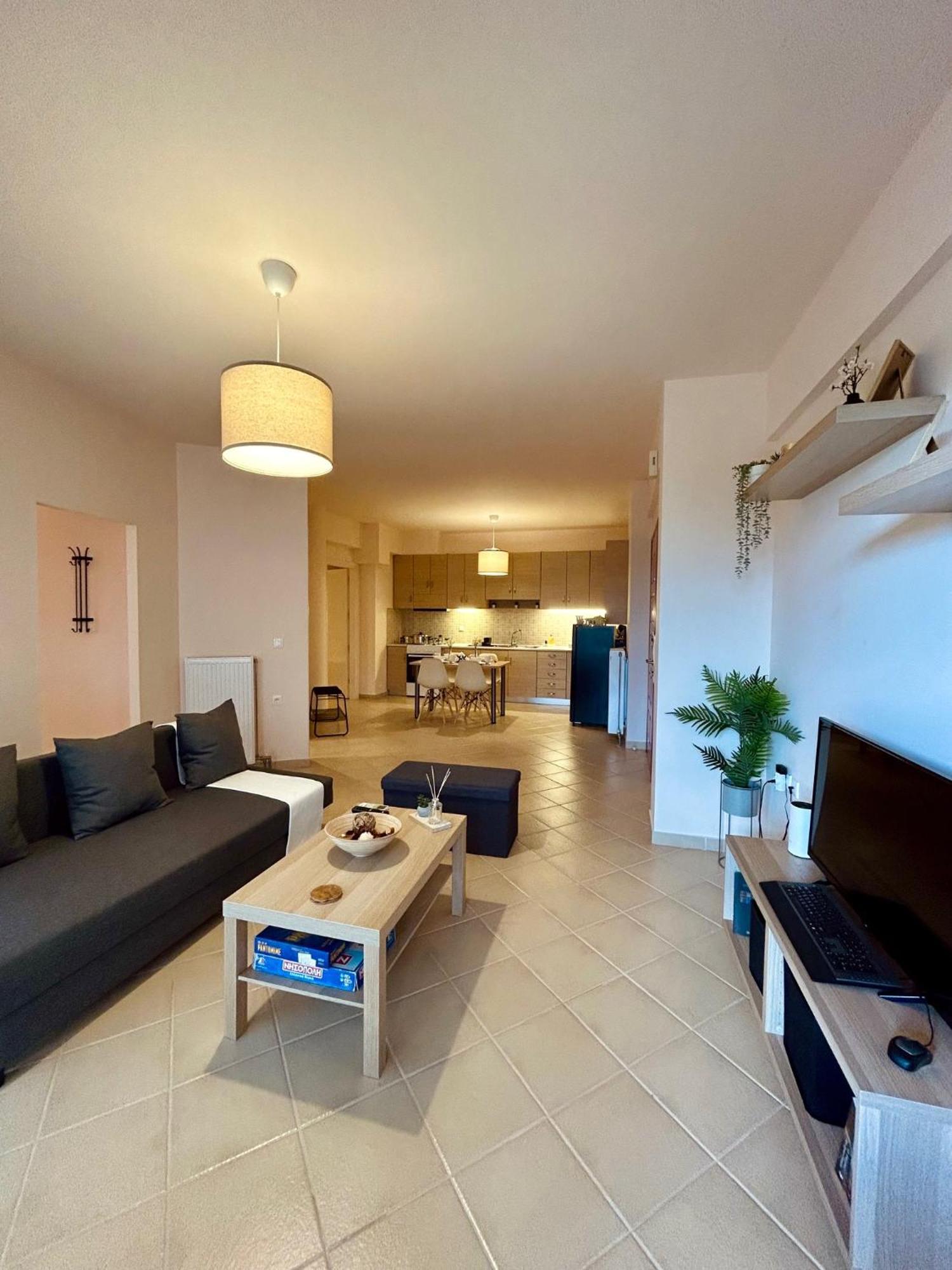 Feel At Home - Kalamata - Near The Center Buitenkant foto